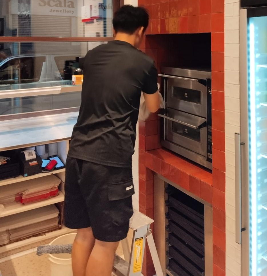 綠潔 LukGit 披薩焗爐清潔服務